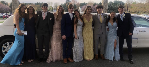 Fashion-conscious Warren Hills students attending last year’s Junior Prom step out of a stretch limousine at The Architects Golf Club in Phillipsburg. (Photo courtesy of Heather Wight)